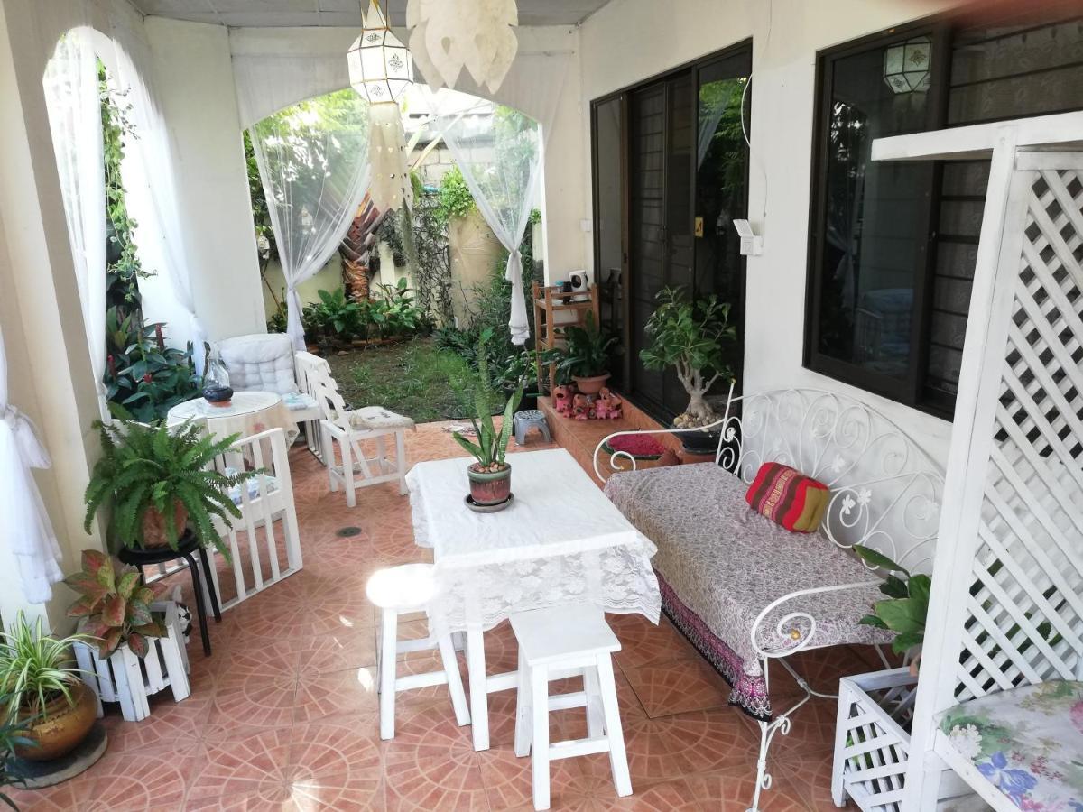Dd Smile House, Nong Hoi Hotell Chiang Mai Exteriör bild